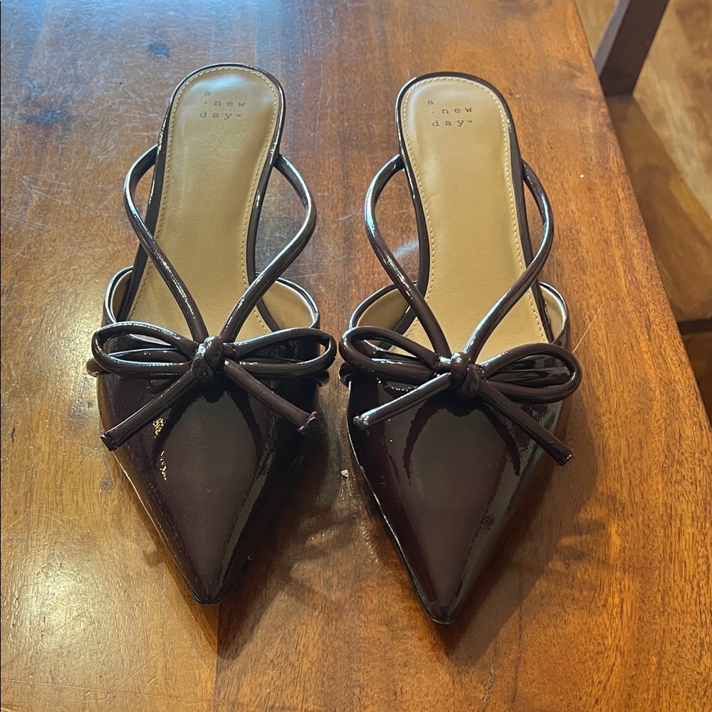Women's Burgundy Patent Mules